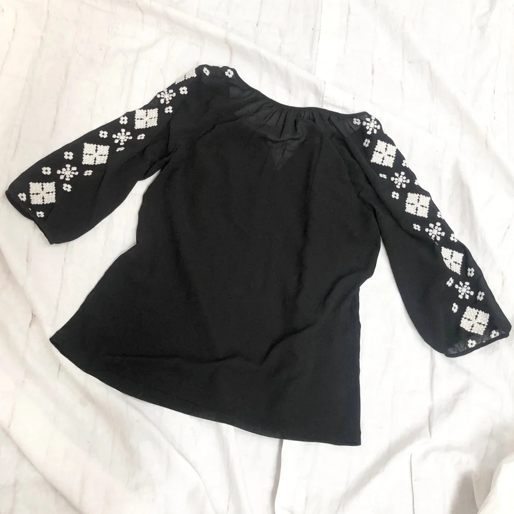 Old Navy Southwestern Embroidered Puff Sleeve Peasant Top Black Top S Bohemian
